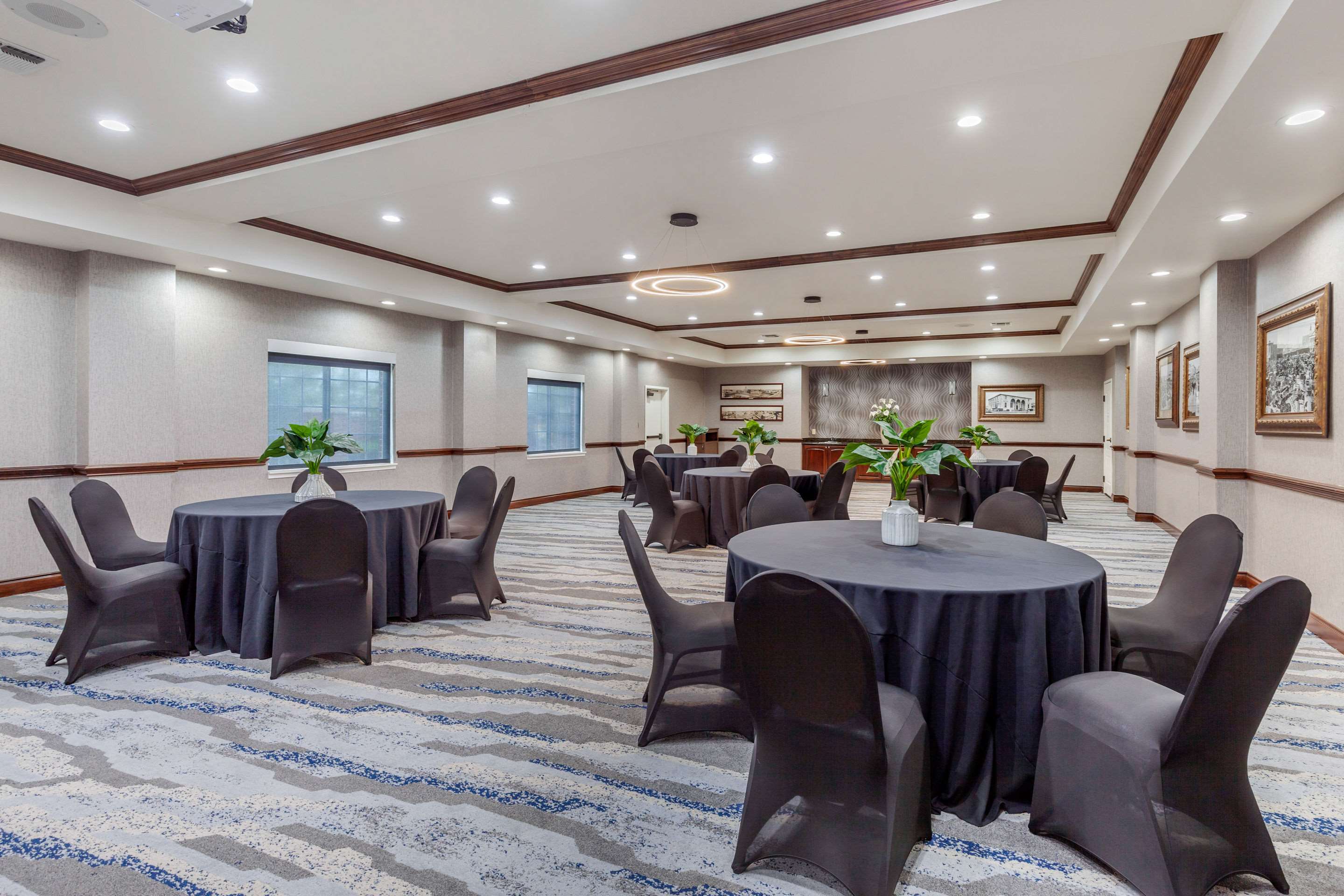 Banquet room | Clarion Pointe Sulphur Springs