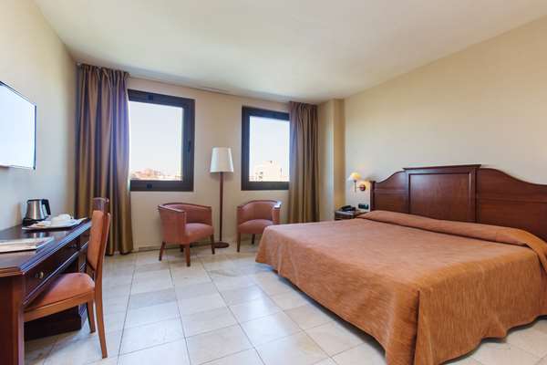 Guest Room,On-Site