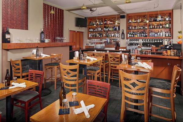 Restaurant - Chrysalis Inn & Spa Bellingham