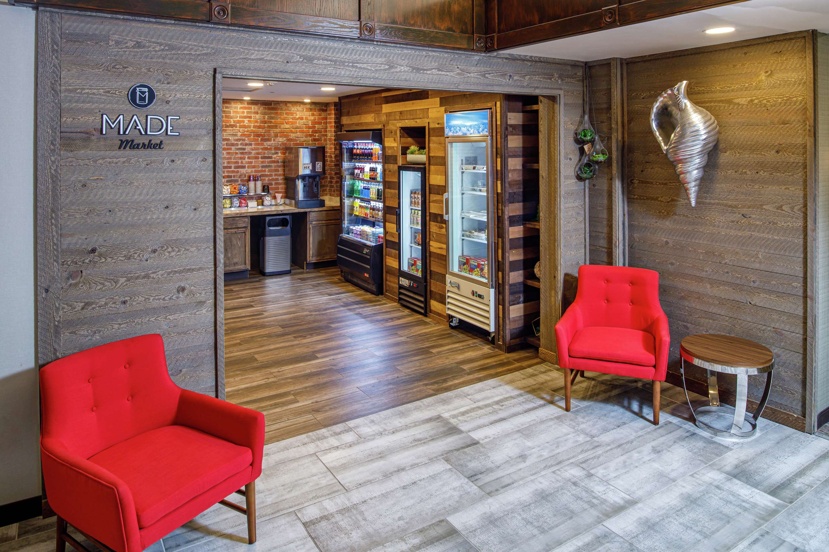 Restaurant | DoubleTree by Hilton Appleton