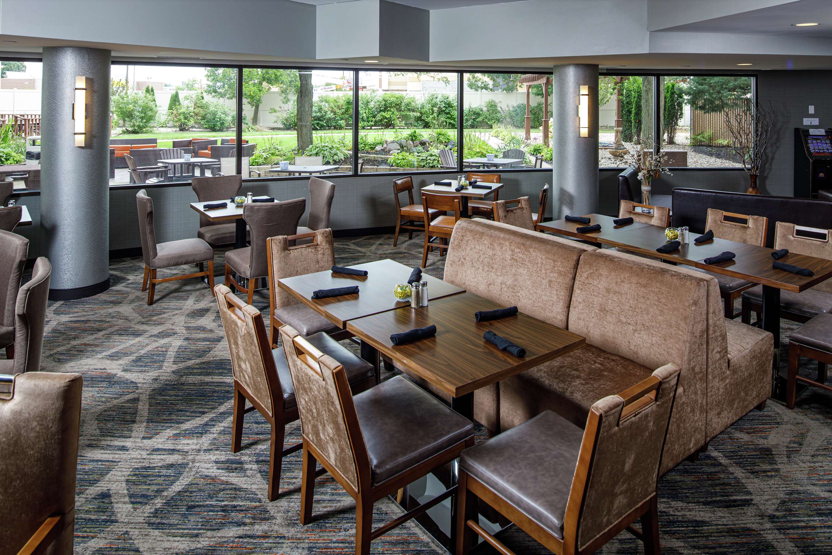 Restaurant | DoubleTree by Hilton Appleton
