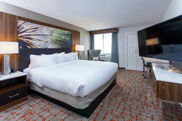  - DoubleTree by Hilton Hotel Appleton - I-41, Exit 137