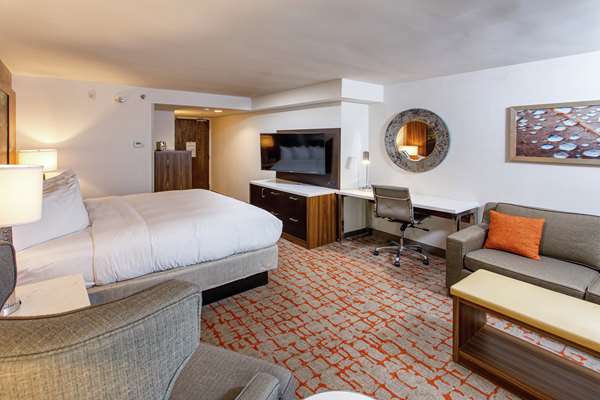  - DoubleTree by Hilton Hotel Appleton - I-41, Exit 137