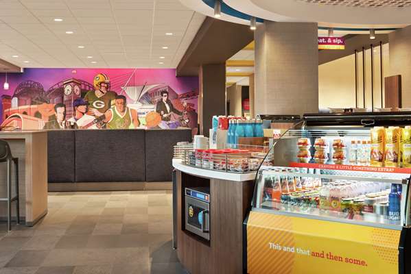 Restaurant - Tru by Hilton Waukesha - I-94, Exit 297