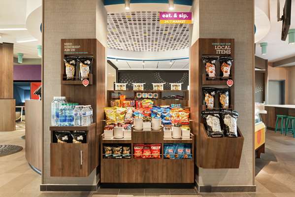 Restaurant - Tru by Hilton Waukesha - I-94, Exit 297