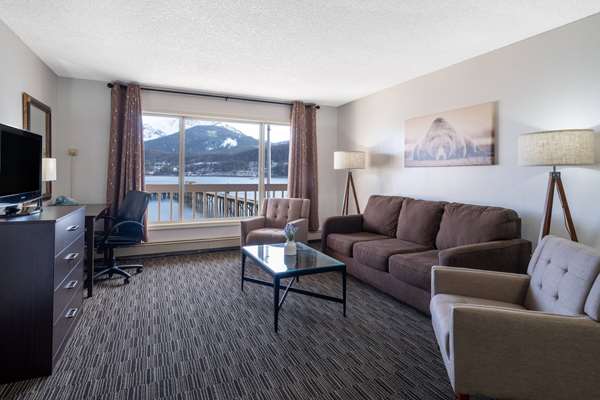 Suite - Ramada Hotel Juneau