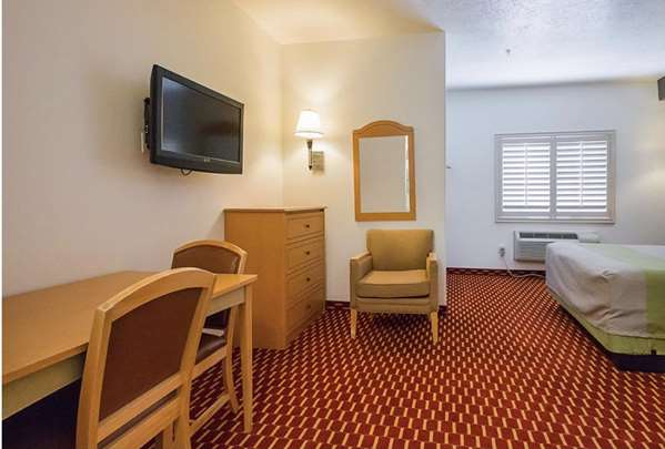  - SureStay Plus Hotel by Best Western Naples