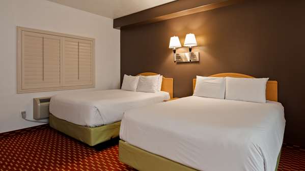 Suite - SureStay Plus Hotel by Best Western Naples