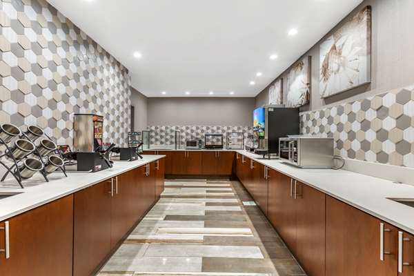 Amenities - Windmill Suites Surprise