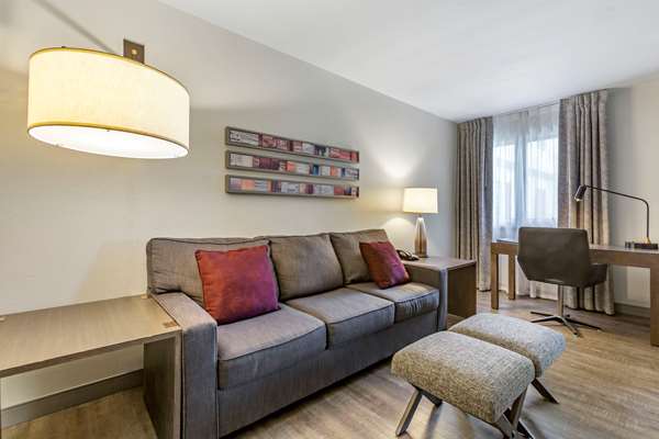 Suite - Windmill Suites Surprise