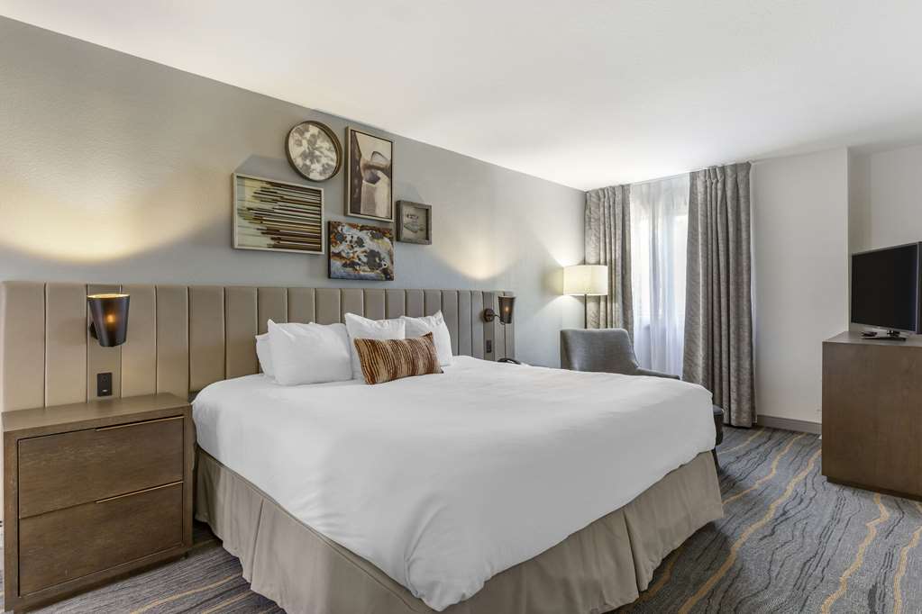WINDMILL SUITES SURPRISE - PHOENIX-guestroom-Guest Room,Suite,On-Site.jpg