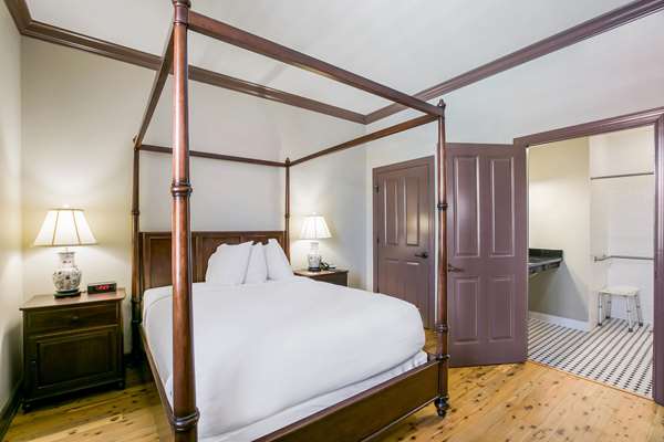  - Water Street Hotel & Marina Apalachicola