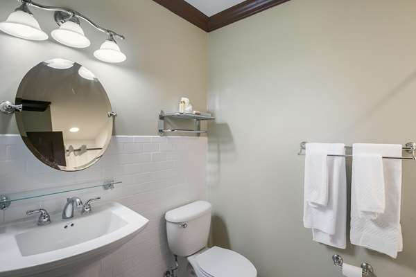  - Water Street Hotel & Marina Apalachicola