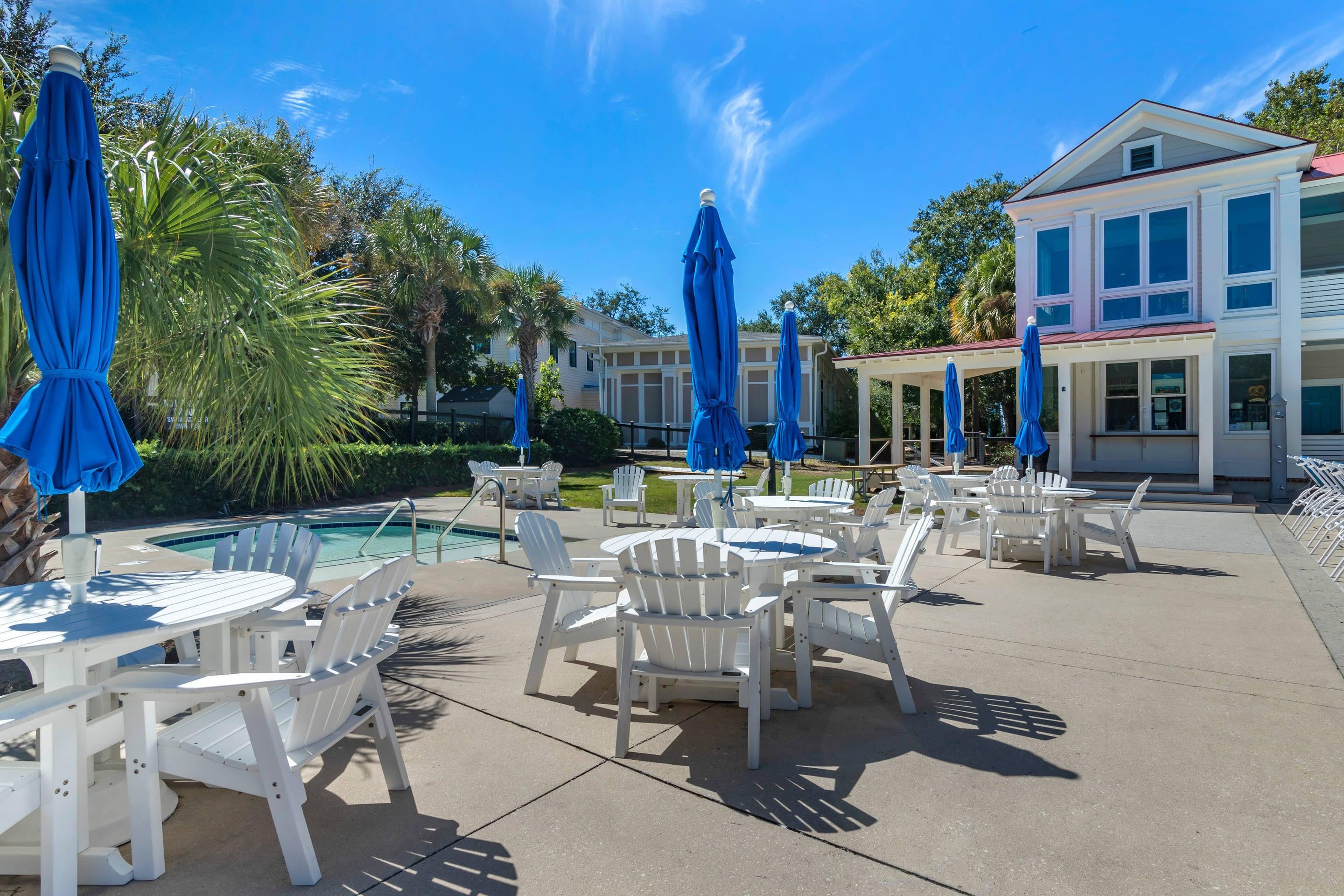 Relax on the sundeck | Inn at I'On, Ascend Hotel Collection