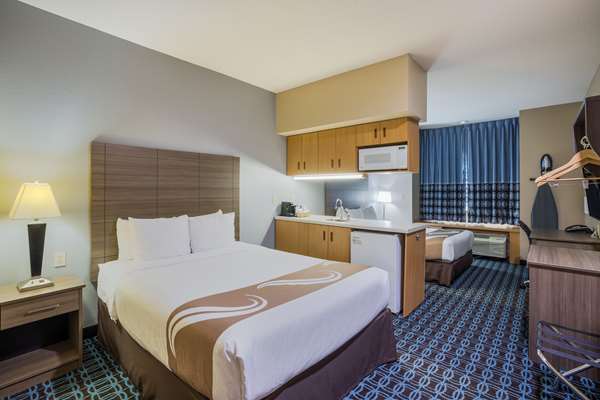 Suite - Quality Inn & Suites Blue Springs - I-70, Exit 18