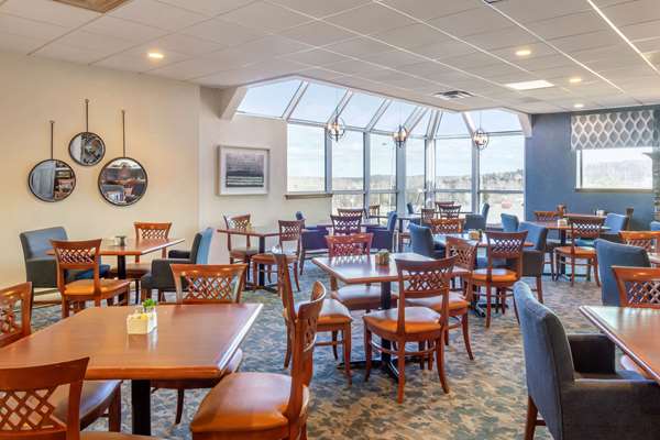 Restaurant - Quality Hotel Clarenville