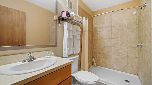Suite - Clarion Hotel & Suites Fairbanks