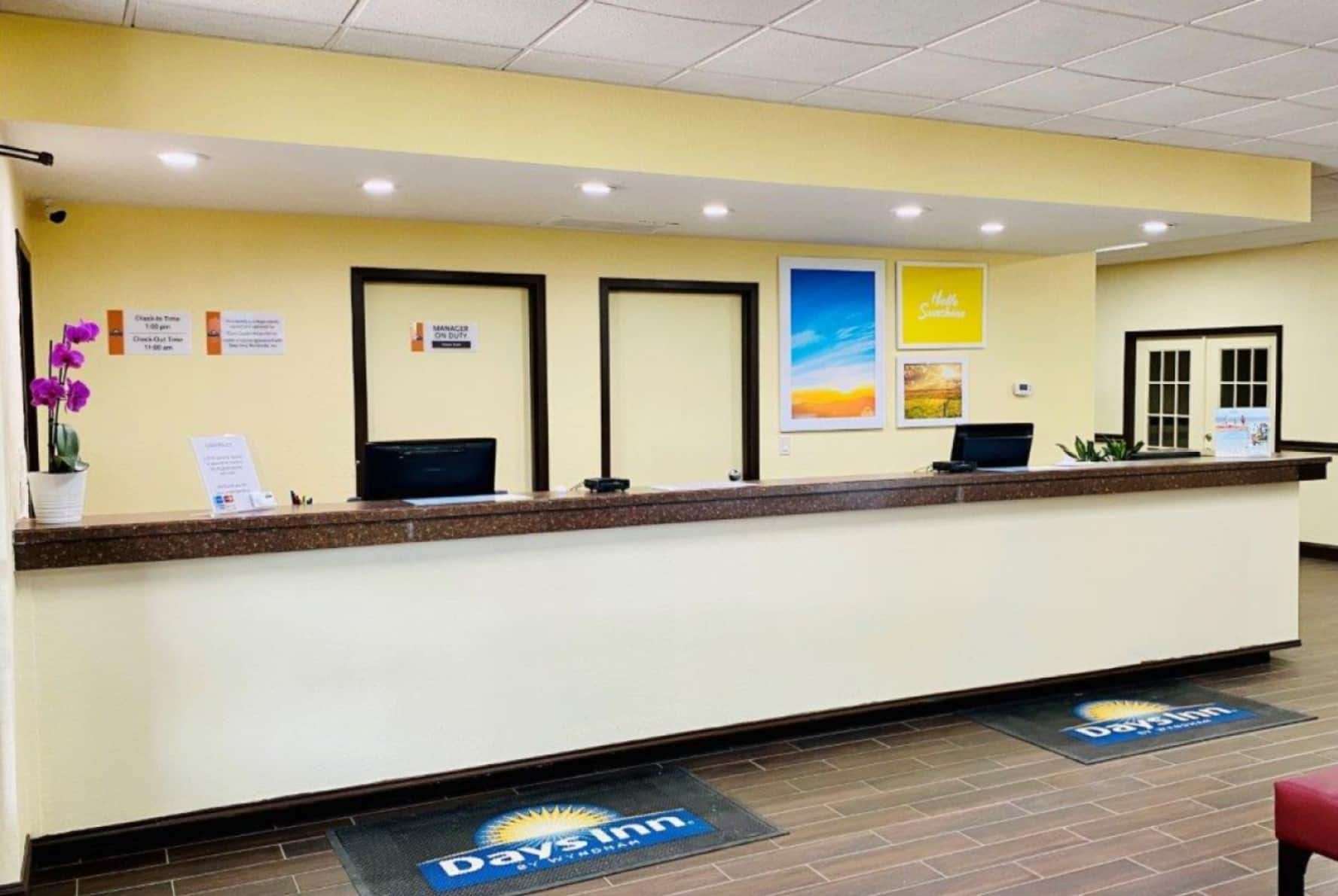 Reception | Days Inn by Wyndham Maysville Kentucky