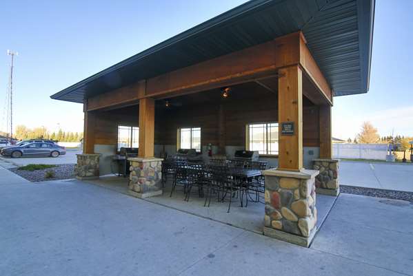  - Hawthorn Suites by Wyndham Minot