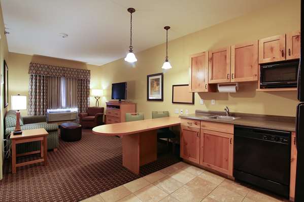  - Hawthorn Suites by Wyndham Minot