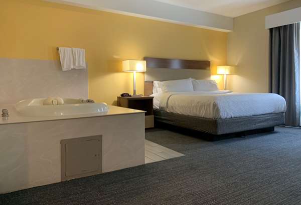 Suite - Best Western North Attleboro Hotel - I-295, Exit 2