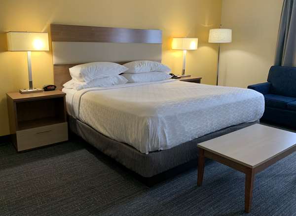 Suite - Best Western North Attleboro Hotel - I-295, Exit 2