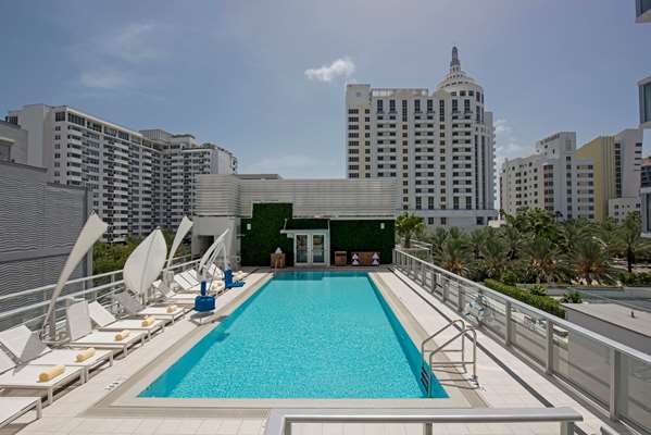 Pool - Iberostar Berkeley Hotel South Beach Miami Beach