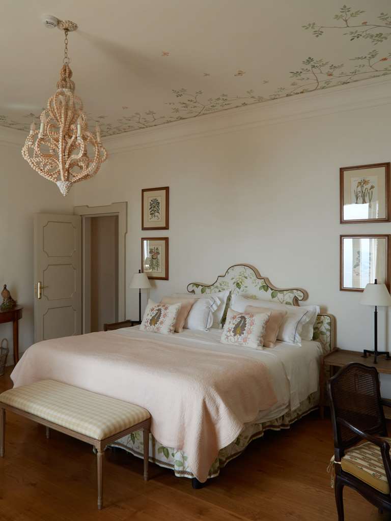 Guest photo