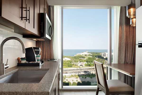  - Homewood Suites by Hilton South Loop Downtown Chicago