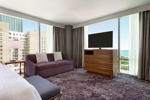  - Homewood Suites by Hilton South Loop Downtown Chicago