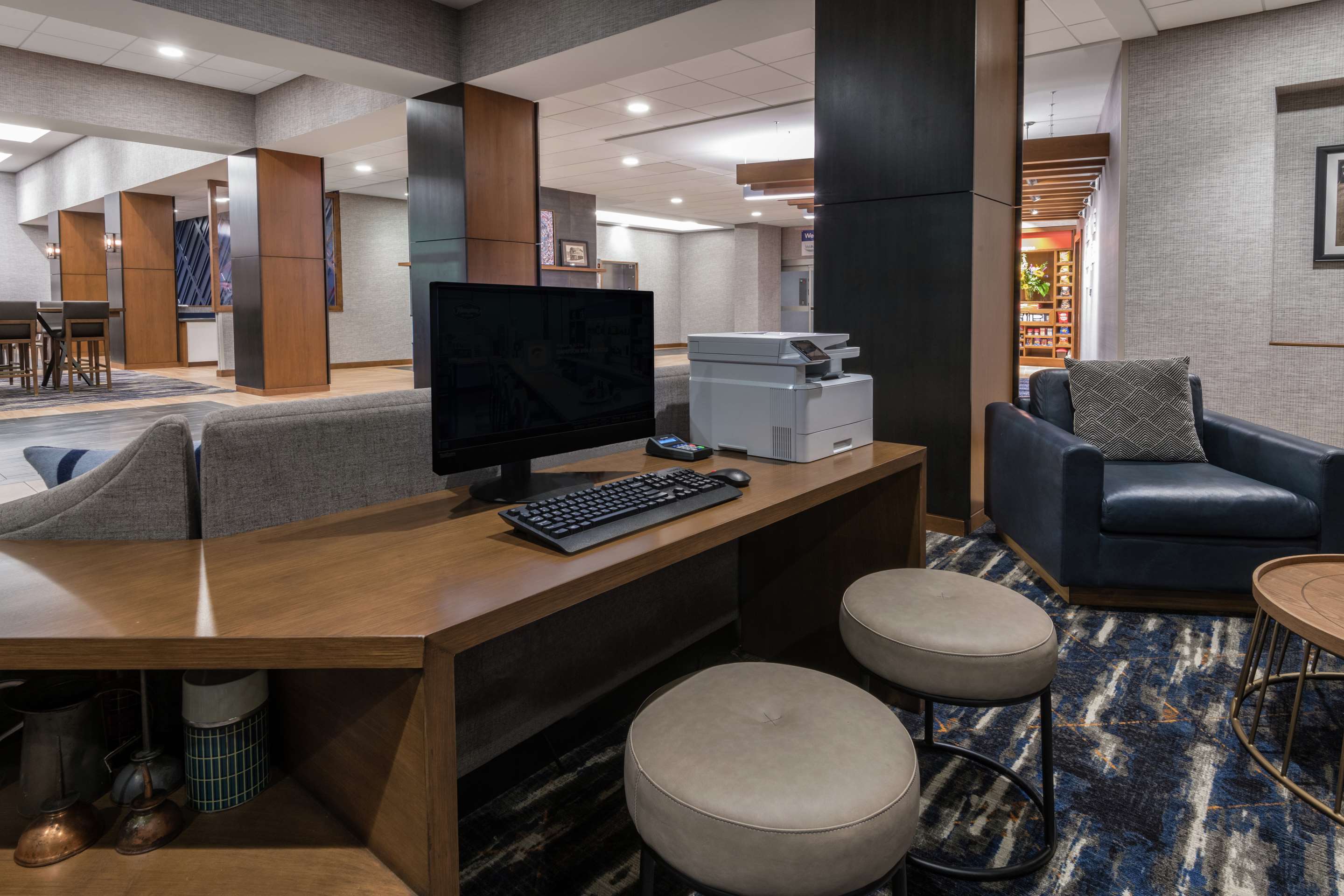 Business Center | Hampton Inn & Suites Fort Wayne Downtown