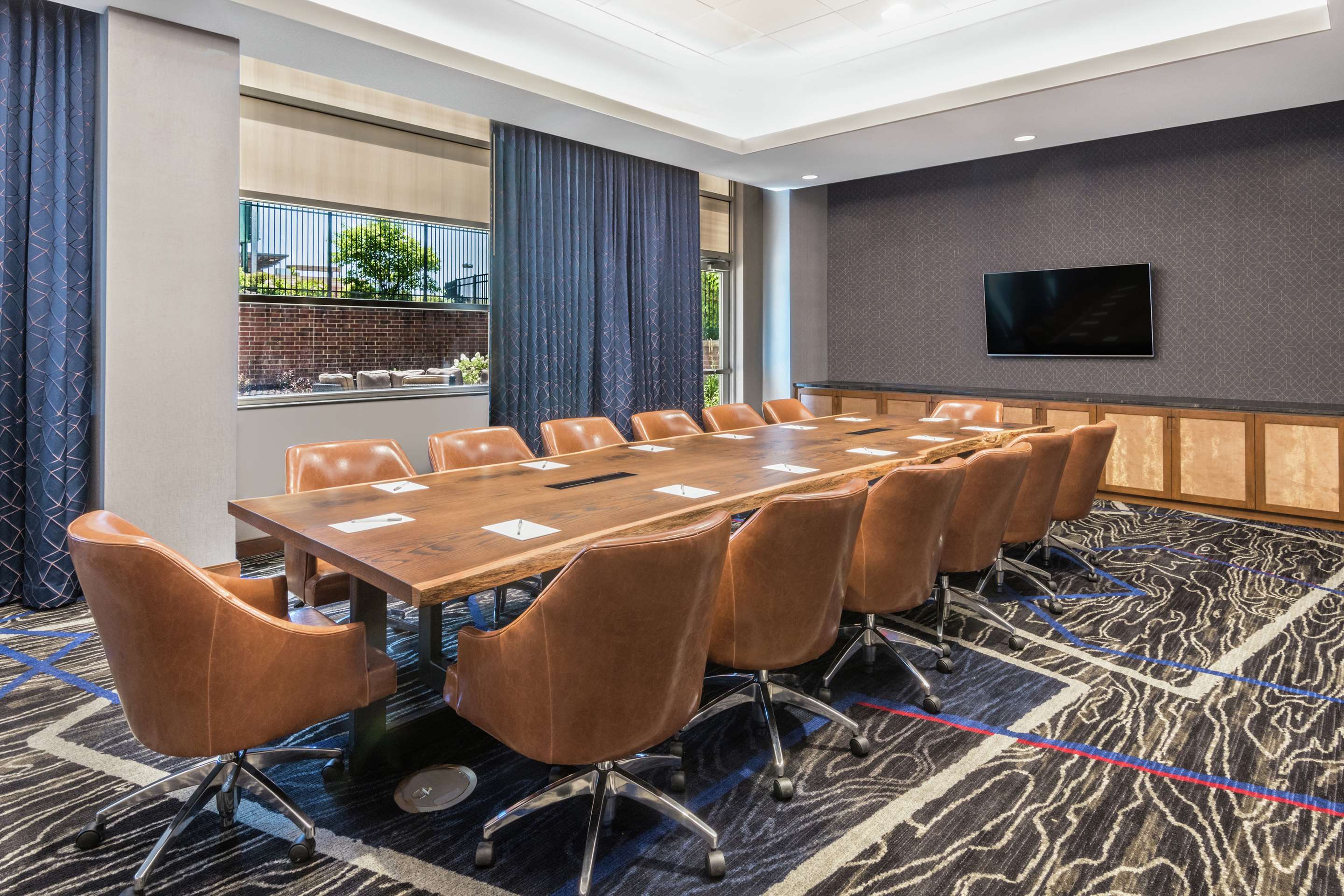 Meeting Room | Hampton Inn & Suites Fort Wayne Downtown