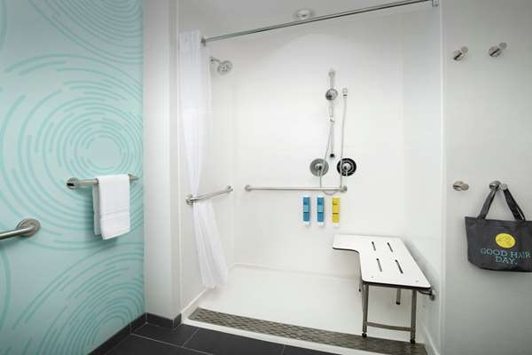  - Tru by Hilton Hotel Southwest Lubbock