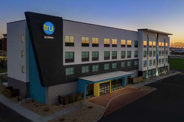 Exterior view - Tru by Hilton Hotel Southwest Lubbock