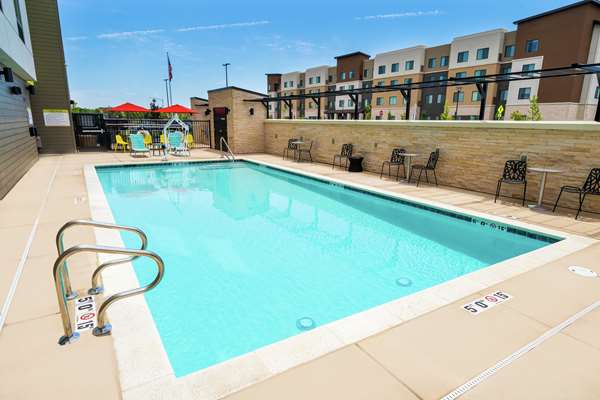 Pool - Home2 Suites by Hilton Roseville