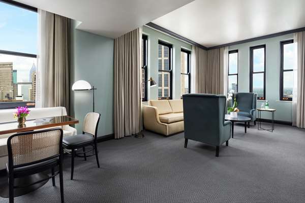  - Candler Hotel Atlanta - I-75 & I-85, Exit 248A & 248B