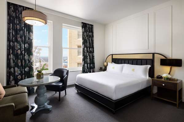  - Candler Hotel Atlanta - I-75 & I-85, Exit 248A & 248B