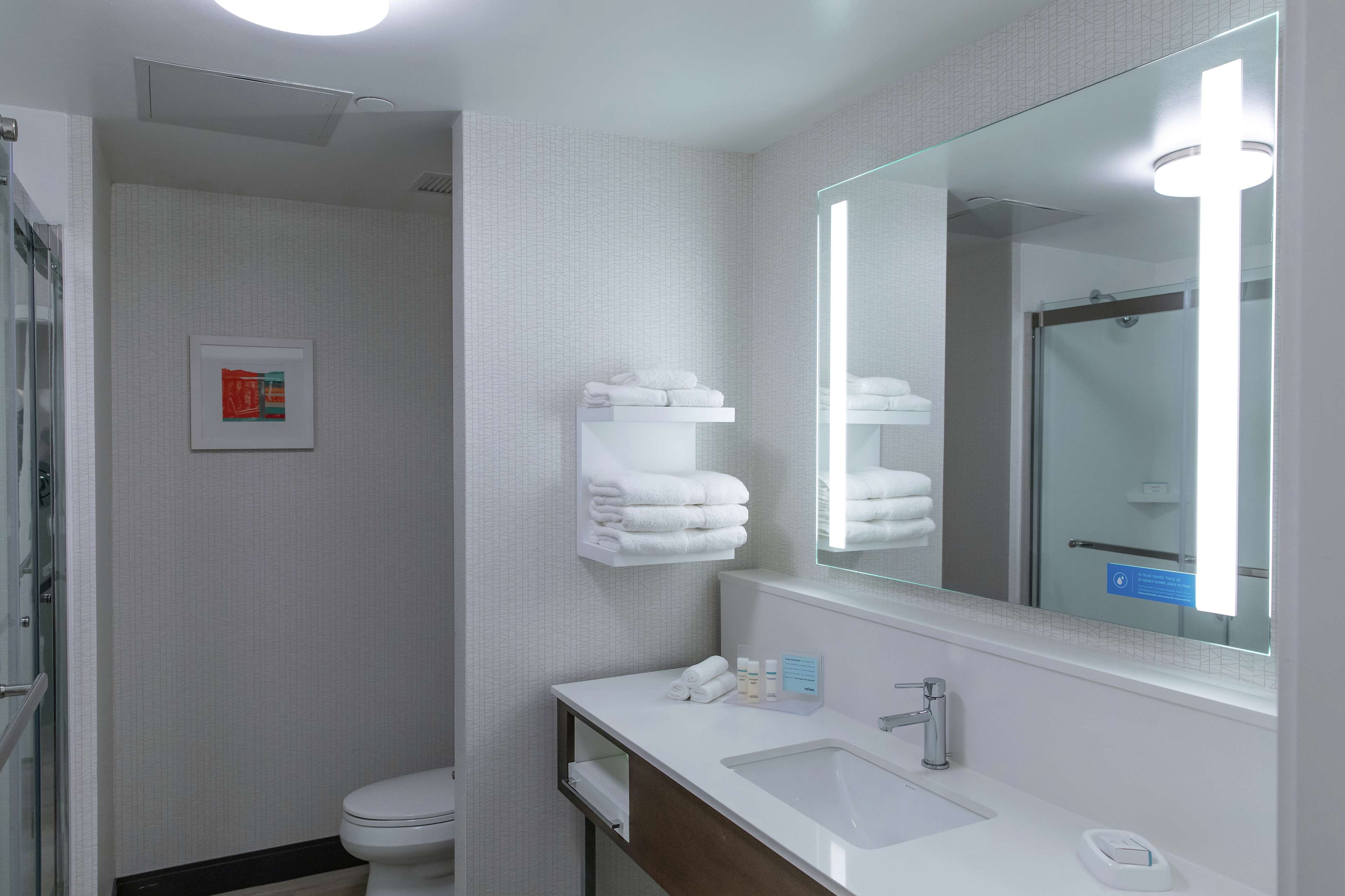 Hampton Inn by Hilton Black Mountain Room Type - 2 QUEENS W  FRIDGE MICROWV