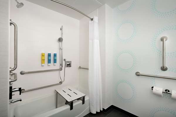  - Tru by Hilton Orangeburg - I-26, Exit 145