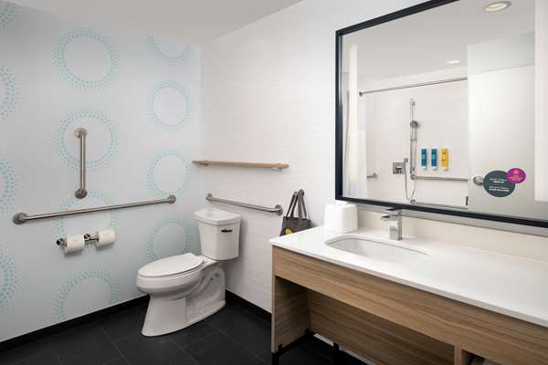  - Tru by Hilton Orangeburg - I-26, Exit 145