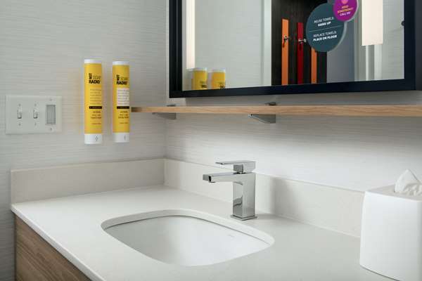  - Tru by Hilton Orangeburg - I-26, Exit 145