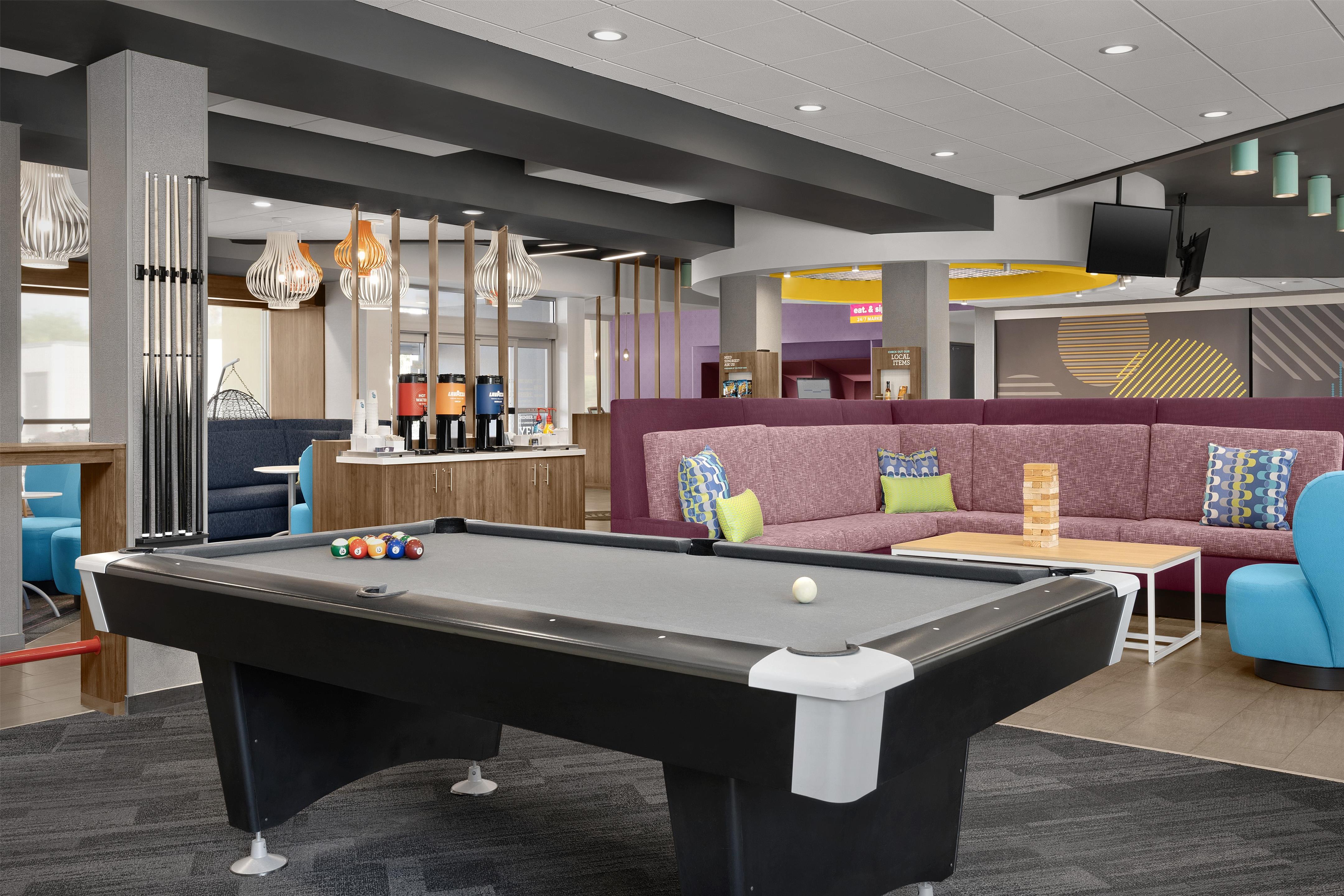 Lobby | Tru by Hilton Orangeburg
