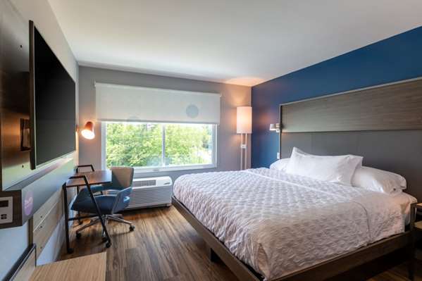  - Tru by Hilton Hotel Seneca