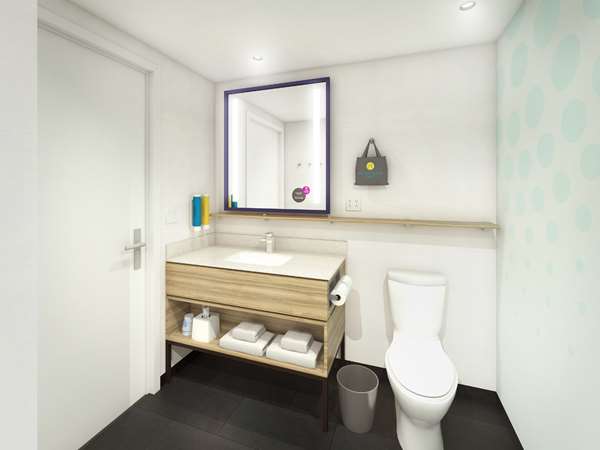  - Tru by Hilton Hotel Seneca