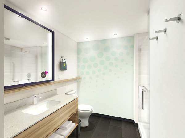  - Tru by Hilton Hotel Seneca