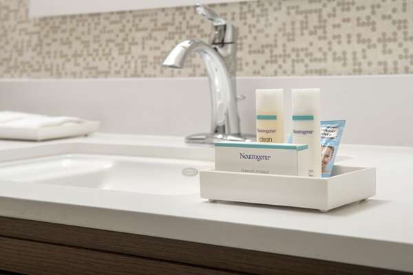  - Home2 Suites by Hilton Airport Phoenix - I-10, Exit 153