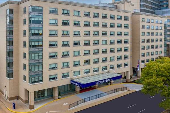 Exterior view - Doubletree Hotel Forest Park St Louis