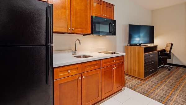  - Best Western Ingleside Inn & Suites