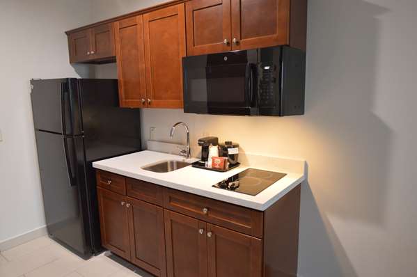  - Best Western Ingleside Inn & Suites