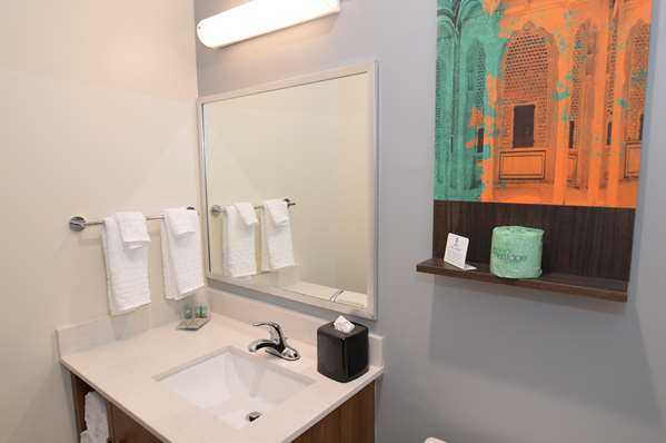 Suite - Best Western Ingleside Inn & Suites